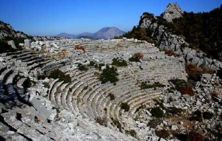 Visita á Caverna Karain, antiga cidade de Termessos e ao Kirkgoz Han