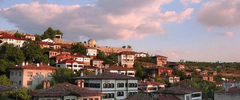 10 nights & 11 days Black Sea driver/guide tour(Istanbul-Trabzon-Uzungol-Surmene-Sinop-Samsun-Safranbolu)